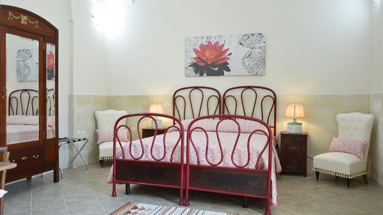 Il Giardino Segreto Bed & Breakfast Lizzanello Exterior photo